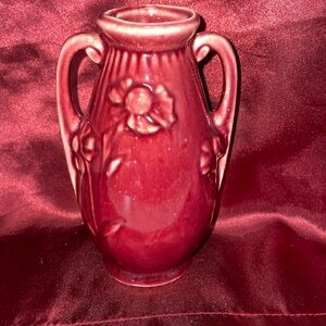 5.5” Red Vintage Shawnee Pottery Double Handle Vase Floral Design Rare Urn Shape